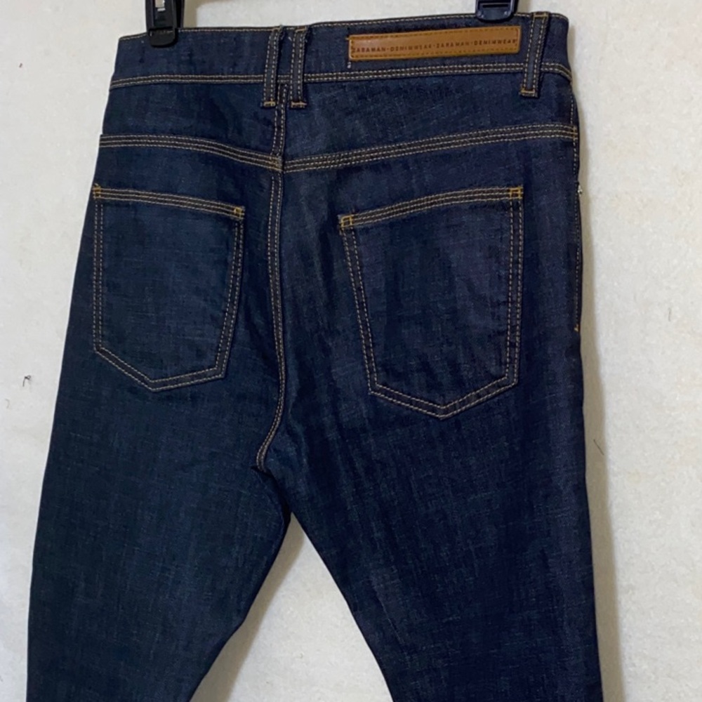 Zara Men’s Indigo Slim Jeans with Contrast Stitching - Picture 7 of 9